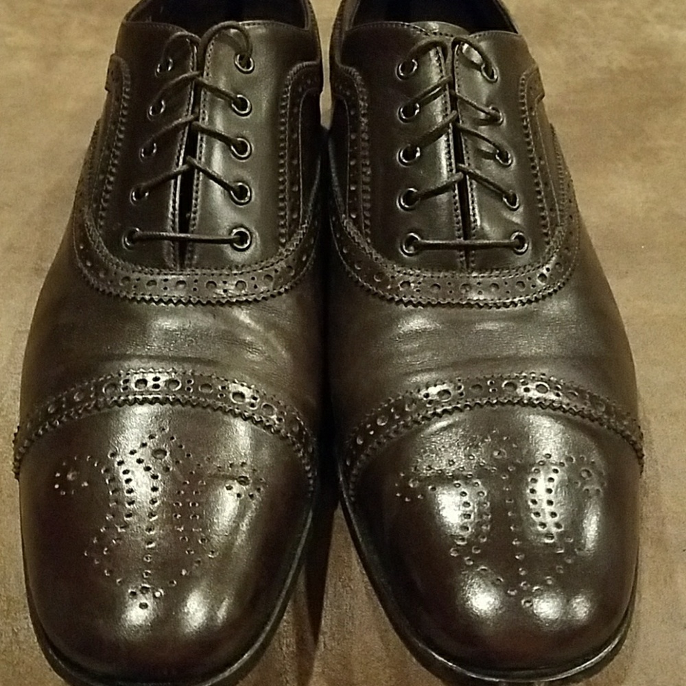 Ferragamo Medallian toe mens shoes.  Barely worn.